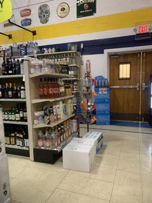 Alumni Wine & Spirits