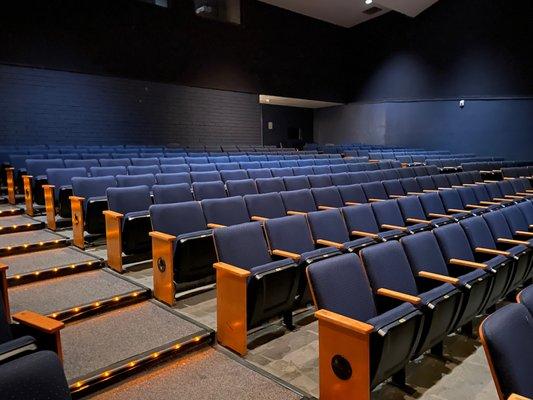 Partial view of theatre.