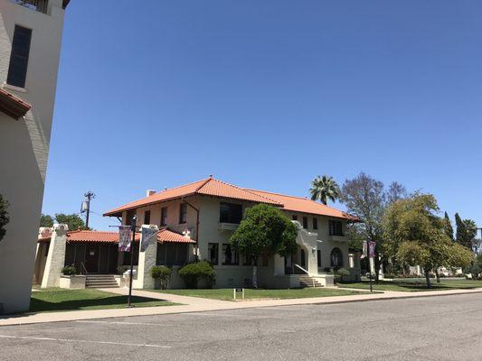 Encanto Community Church-United Church