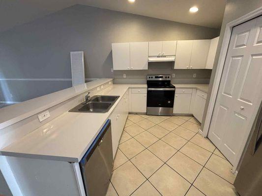 Lindsey's Maintenance