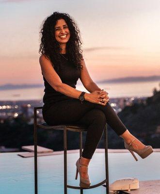 Hi, I'm Shelhee your S&D lytemods™ ADU expert. Contact us for FREE Consultation