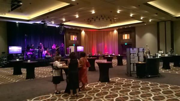 Not crowded.......yet.