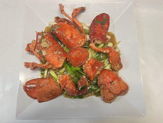 Lobster xao hanh gung