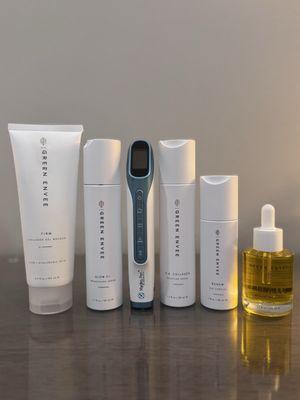 Now offering Nano Infusion Facials! Want the perfect glow up and to look snatched this holiday season. Book your Nano infusion facial today.