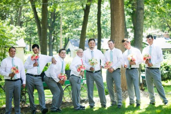 Peg Kennedy Alterations & Wedding Flowers