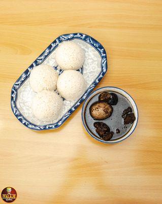 White rice and Ayamase sauce