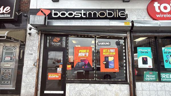 1338 W Girard Ave Philadelphia PA 19123