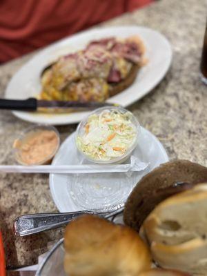 Max's Delicatessen & Restaurant