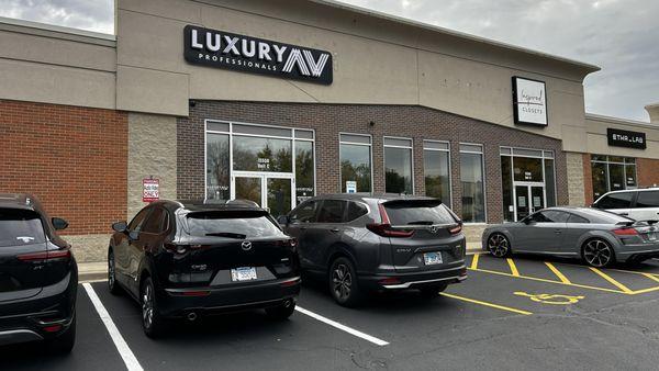 Oak Brook Storefront