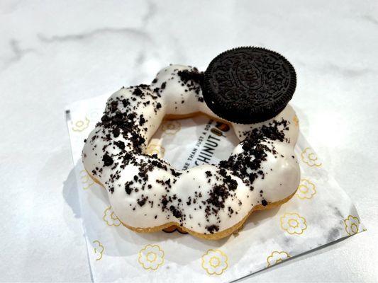 Oreo Mochi donut