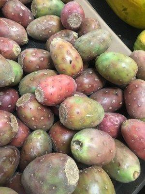 There is flys all over the food