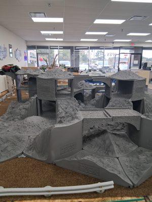 Indoor crawler course