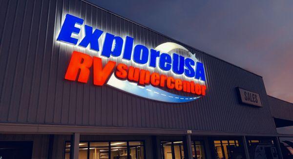 Blue Compass RV - Seguin