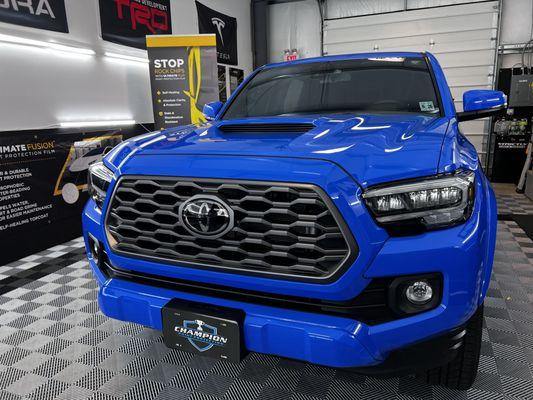 Toyota Tacoma ceramic tint
