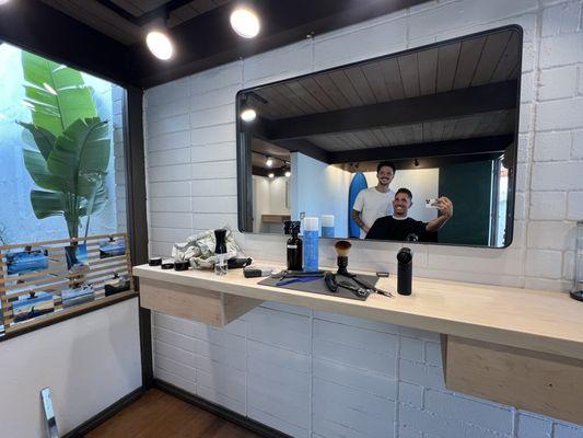 Hideaways Barber Lounge