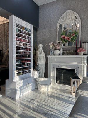 Luxury Nail & Spa
