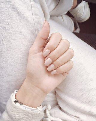 Lina did my nails & it looks so natural even with the uv gel. I love her!