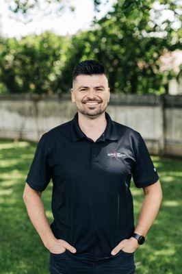 Alex Zayshlyy loves connecting with people and is passionate about helping his clients achieve their real estate related goals.