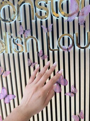 Constance Polish Lounge