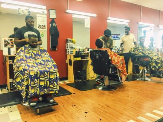 Headliners Barber Shop