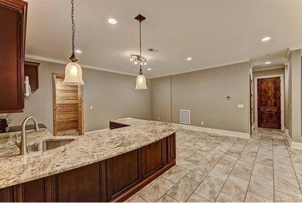 Phil's Electric & Lamp Repair