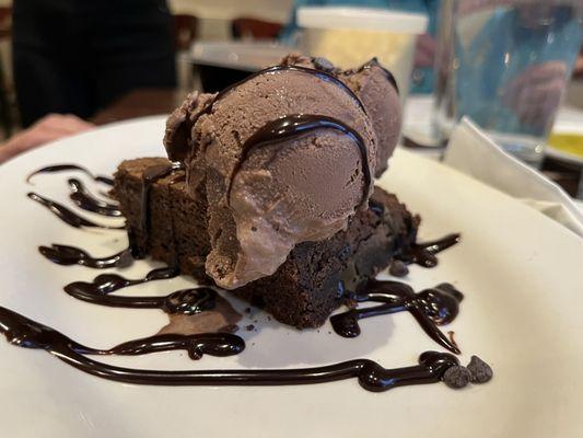 Brownie and Nut Brownie with Ice Cream