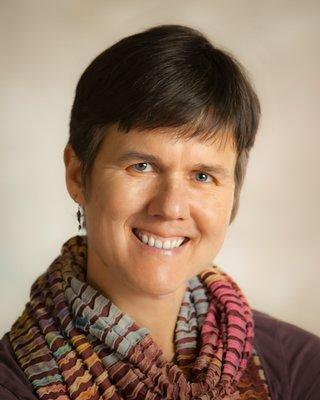 Beeara Edmonds, LMT, BCST