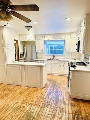 Kitchen refreshed and beautiful!