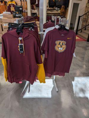 More Goldy in university colours