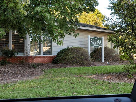 Selma Public Library