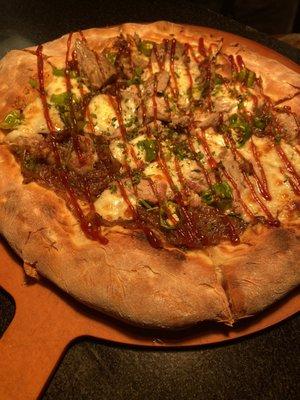 Pulled pork pizza