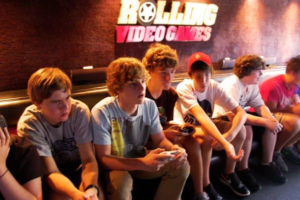 Los Angeles game truck by Rolling video games.