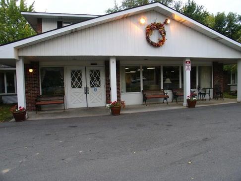 Emeritus at East Side Manor