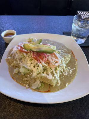 Fuego Restaurant & Lounge