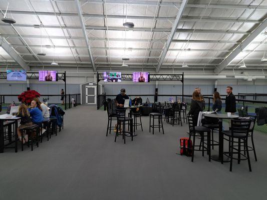 Spare Time Indooor Tennis Center