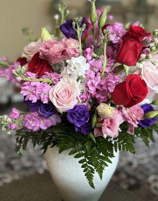 Betty's Flowers & Gifts