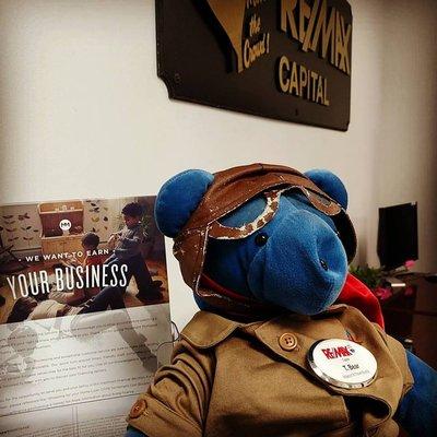 RE/MAX Capital office mascot, T. Bear.