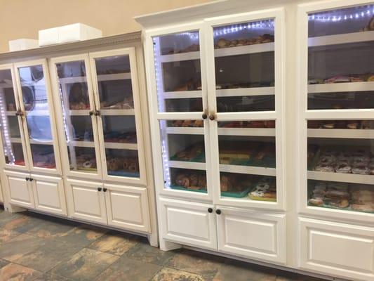 Marines Bakery & Cake Shoppe