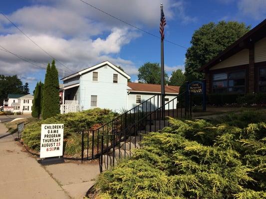 Stewart B. Lang Memorial Library
