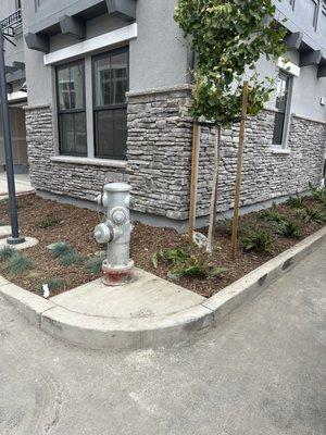 I present to you my work in stone and brick blocks. I am at your service.