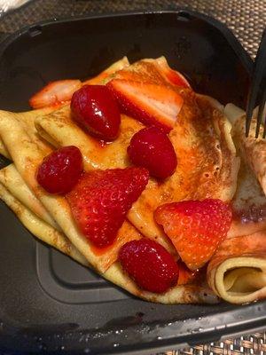 Fresh Berry Crepes the best !!