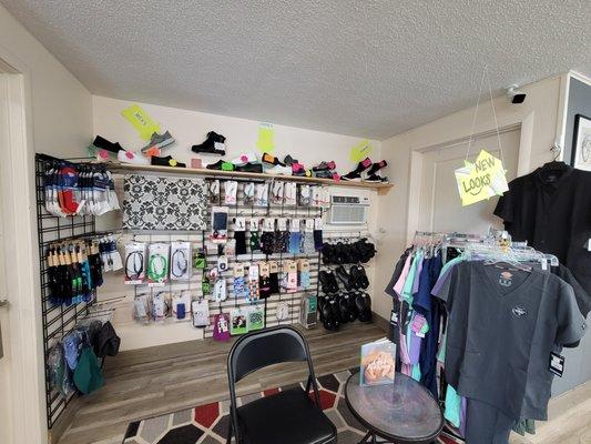 Compression socks, Shoes