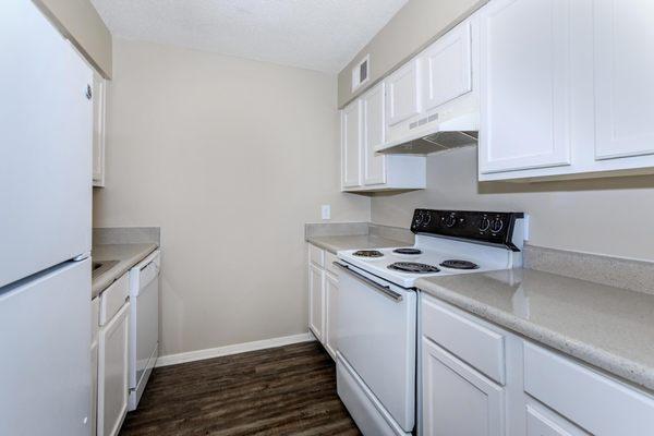 THE COSMOPOLITAN 2 Bedroom 2 Bath SQFT: 1067