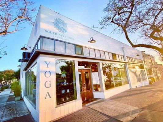 The beautifully remodeled SOUTH PARK YOGA #southpark #gentleyoga #yoganearme #hathayoga #sandiegoyoga #yoganearme #meditation #yoga