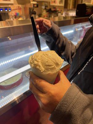 Vanilla and mint ice cream