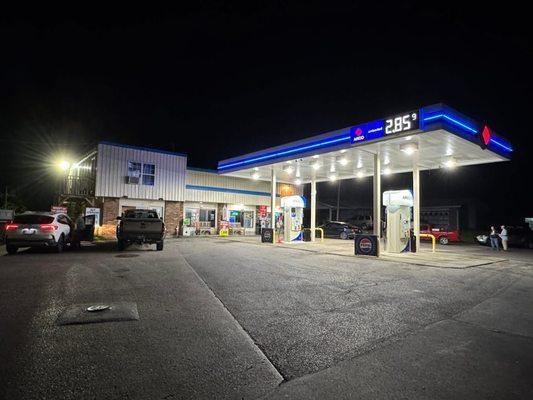 Trolley Rock Food Mart