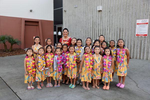 Hālau Hula O Kāhealani