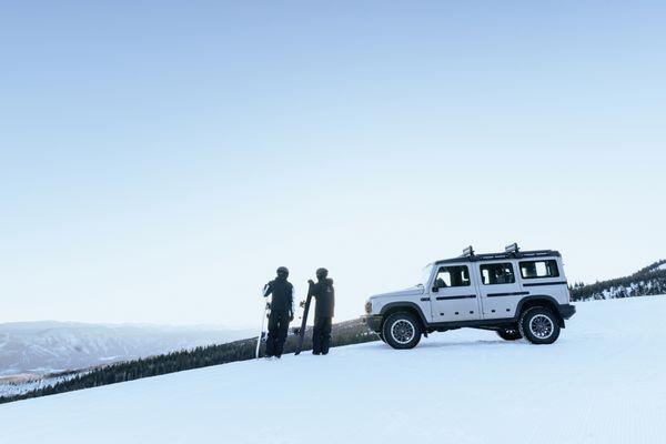 Victory INEOS Grenadier Service