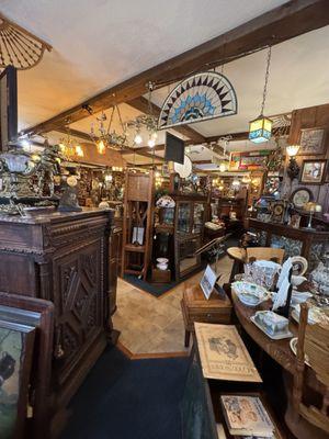 Gaslight Antiques