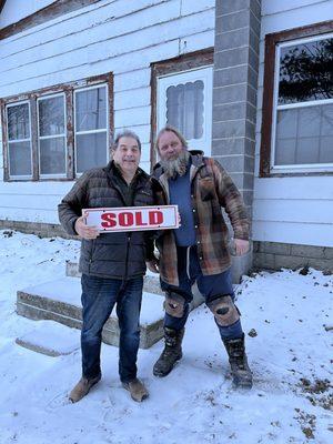 Buyer Update: 110 5th Avenue NW, New Prague MN 56071-1220 Rod Tietz helped this investor buy a fixer upper for a flip!